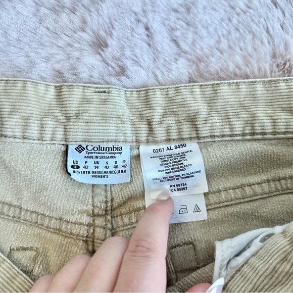 Columbia Cream Corduroy Straight/Bootcut Mid Rise Jeans - Picture 2 of 4